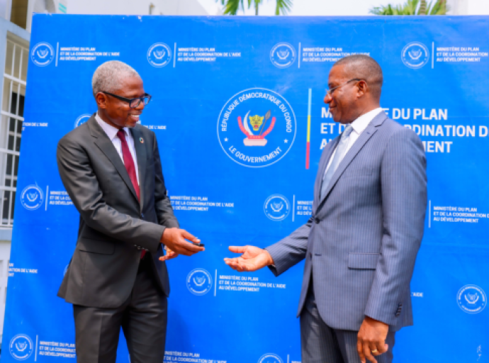 Coordination et supervision du PDL 145T : Le PNUD remet des véhicules au Ministère du Plan et de la Coordination de l’Aide au Développement